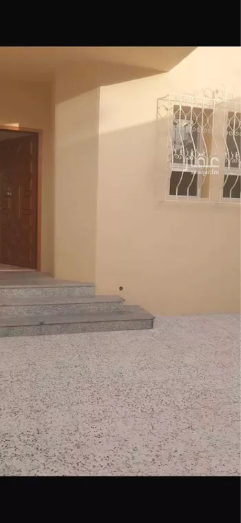 فيلا للإيجار في شارع عامر بن أبي ربيعة, حي الروضة, مدينة الرياض, منطقة الرياض صورة 2