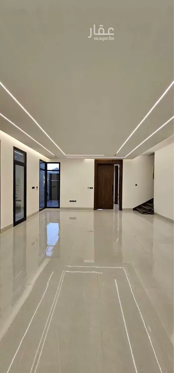 فيلا للبيع في شارع فضيلة السيد محمد شكري, حي النرجس, مدينة الرياض, منطقة الرياض صورة 4
