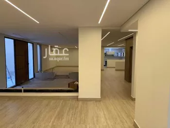 فيلا للإيجار في شارع السفانية, حي المرسلات, مدينة الرياض, منطقة الرياض صورة 2