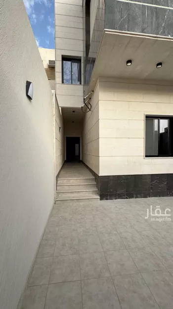 فيلا للبيع في شارع مظفر, حي المبعوث, مدينة المدينه المنوره, منطقة المدينة المنورة صورة 3