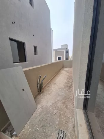 دور للبيع في شارع عبدالله بن أبي الهذيل, حي الرمال, مدينة الرياض, منطقة الرياض صورة 5