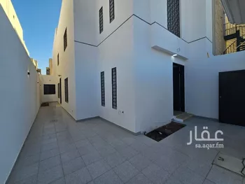 دور للبيع في شارع الجاروديه, حي الدار البيضاء, مدينة الرياض, منطقة الرياض صورة 2