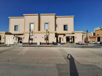 فيلا للبيع في شارع رقم 236, حي ظهرة لبن, مدينة الرياض, منطقة الرياض صورة 3