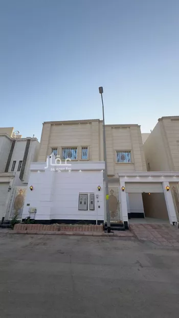 فيلا للبيع في شارع عبدالله بن نصبان, حي الرمال, مدينة الرياض, منطقة الرياض