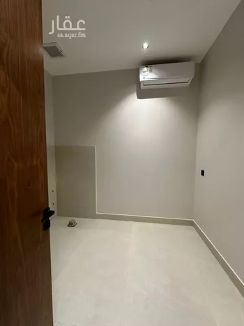 دور للبيع في شارع ابن الحلبي, حي الرفيعة, مدينة الرياض, منطقة الرياض صورة 4