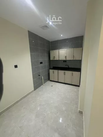 شقة للإيجار في شارع ابي عبدالله الزواوي, حي العزيزية, مدينة الرياض, منطقة الرياض صورة 2