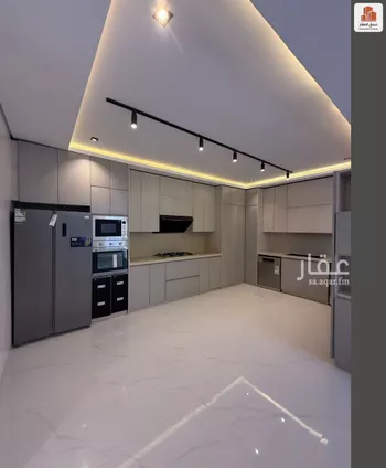 فيلا للبيع في شارع ابن أبي الشكر الفلكي, حي المهدية, مدينة الرياض, منطقة الرياض صورة 3