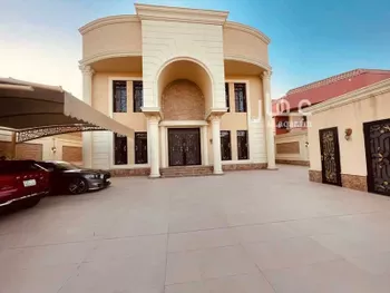 فيلا للبيع في شارع النعمان بن بشير, حي السليمانية, مدينة الرياض, منطقة الرياض صورة 4