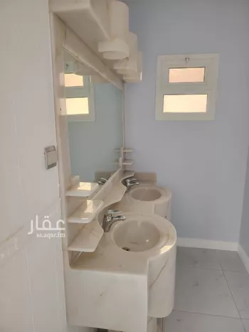 فيلا للإيجار في شارع الحاتمية, حي النفل, مدينة الرياض, منطقة الرياض صورة 2