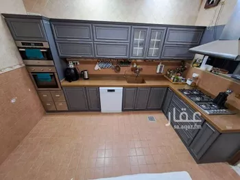 فيلا للبيع في شارع 7369396, حي الإسكان, مدينة بريده, منطقة القصيم صورة 2