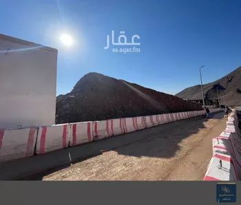 أرض للبيع في شارع اسماعيل بن نشيط العامري, حي جبل عير, مدينة المدينه المنوره, منطقة المدينة المنورة صورة 4