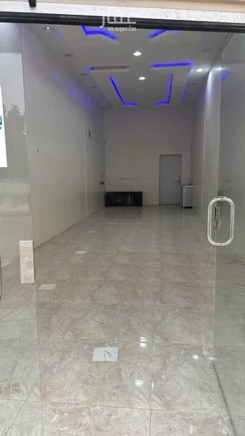 محل للإيجار في شارع احمد بن حنبل, حي العزيزية, مدينة الزلفى, منطقة الرياض