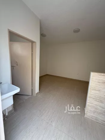 عمارة للإيجار في شارع دينار الأنصاري, حي الرمال, مدينة الرياض, منطقة الرياض صورة 3