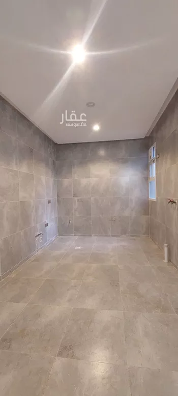 فيلا للبيع في شارع النعمان بن مقرن, حي البديع, مدينة ابها, منطقة عسير صورة 3