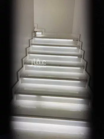عمارة للبيع في شارع أبي البركات الأنصاري, حي الضباط, مدينة الرياض, منطقة الرياض
