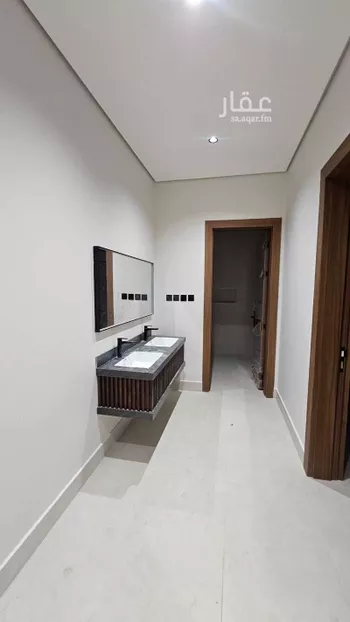 دور للبيع في شارع ابن قتيدة, حي السلام, مدينة الرياض, منطقة الرياض صورة 2