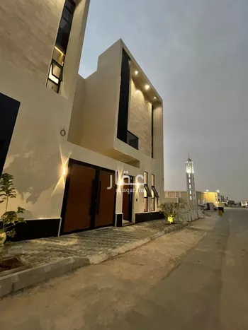 فيلا للبيع في شارع احمد الكازرونى, حي المهدية, مدينة الرياض, منطقة الرياض صورة 3