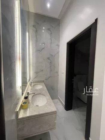 فيلا للبيع في شارع السيل, حي المهدية, مدينة الرياض, منطقة الرياض صورة 4