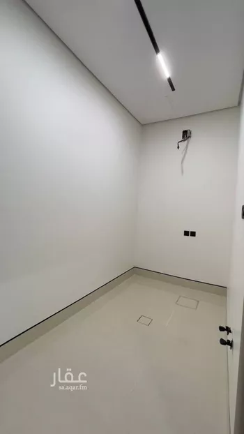 فيلا للبيع في شارع السيل, حي المهدية, مدينة الرياض, منطقة الرياض صورة 2
