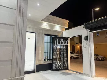 فيلا للبيع في شارع يحيى بن أبي المعالي, حي العريجاء الغربي, مدينة الرياض, منطقة الرياض صورة 2