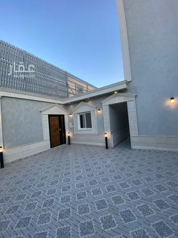 فيلا للبيع في شارع أحمد بن الحسن الأنصاري, حي المهدية, مدينة الرياض, منطقة الرياض صورة 3