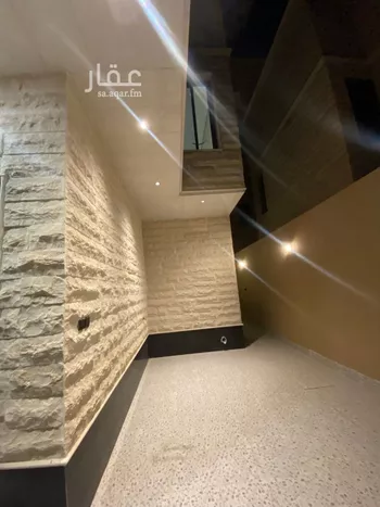 فيلا للبيع في شارع عبيدالله الثقفي, حي المهدية, مدينة الرياض, منطقة الرياض صورة 2