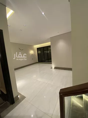 فيلا للبيع في شارع عبيدالله الثقفي, حي المهدية, مدينة الرياض, منطقة الرياض صورة 4