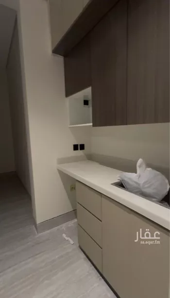 عمارة للإيجار في شارع عبدالملك بن عباس, حي المهدية, مدينة الرياض, منطقة الرياض صورة 2