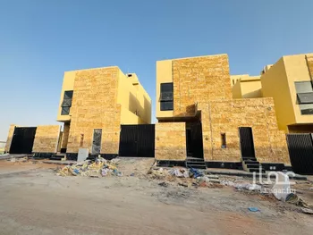 فيلا للبيع في شارع الحسن الوارق, حي النرجس, مدينة الرياض, منطقة الرياض صورة 2