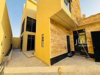 فيلا للبيع في شارع الحسن الوارق, حي النرجس, مدينة الرياض, منطقة الرياض صورة 3