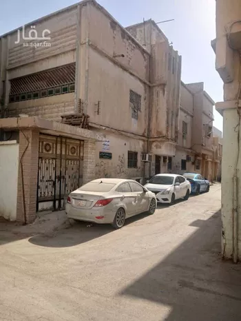 فيلا للبيع في شارع صالح الشيباني, حي اليمامة, مدينة الرياض, منطقة الرياض صورة 4