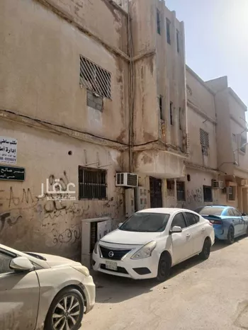 فيلا للبيع في شارع صالح الشيباني, حي اليمامة, مدينة الرياض, منطقة الرياض صورة 3
