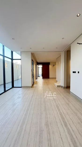 فيلا للبيع في شارع ابن المهاجر, حي المهدية, مدينة الرياض, منطقة الرياض صورة 2
