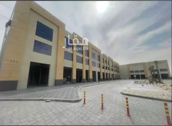 محل للإيجار في شارع طريق الظهران الجبيل السريع, حي الندى, مدينة الدمام, المنطقة الشرقية