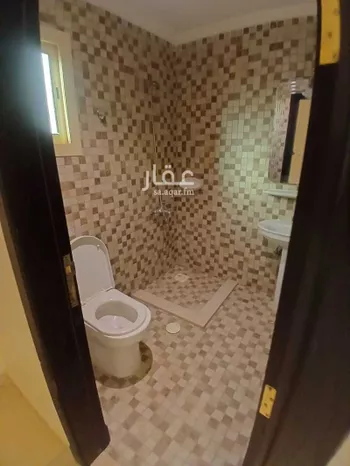 فيلا للإيجار في شارع الامير سعد سعود فيصل ، حي المروج ، جدة ، جدة