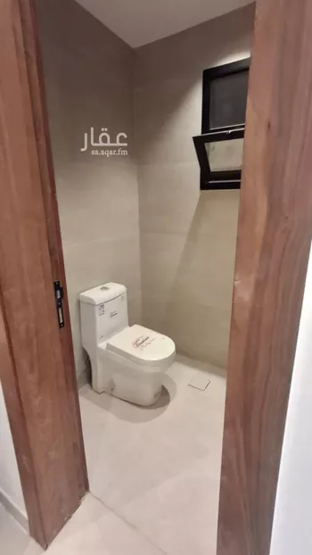 دور للبيع في شارع عثمان الحقيل, حي عكاظ, مدينة الرياض, منطقة الرياض صورة 3