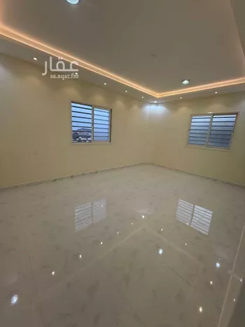 عمارة للإيجار في شارع العام, حي السلام, مدينة ابها, منطقة عسير