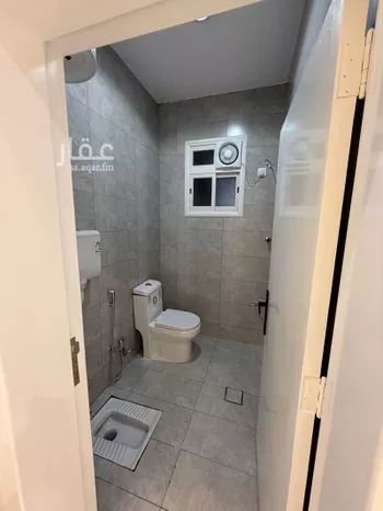 عمارة للإيجار في شارع العام, حي السلام, مدينة ابها, منطقة عسير صورة 5