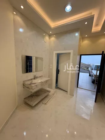 عمارة للإيجار في شارع العام, حي السلام, مدينة ابها, منطقة عسير صورة 2