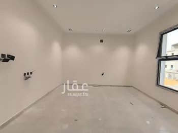 دور للبيع في شارع عبدالخالق الصابوني, حي عكاظ, مدينة الرياض, منطقة الرياض صورة 3