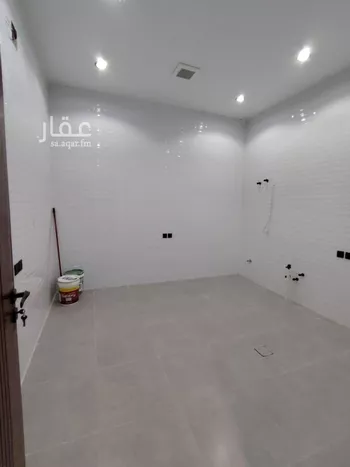 دور للبيع في شارع إبراهيم بن نعيم, حي طويق, مدينة الرياض, منطقة الرياض صورة 3