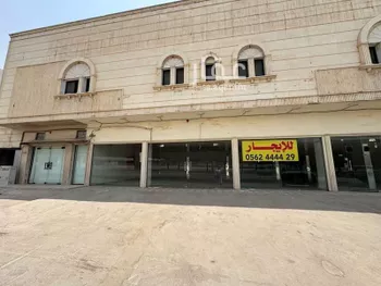 محل للإيجار في شارع الدائري الشرقي الفرعي, حي الروضة, مدينة الرياض, منطقة الرياض