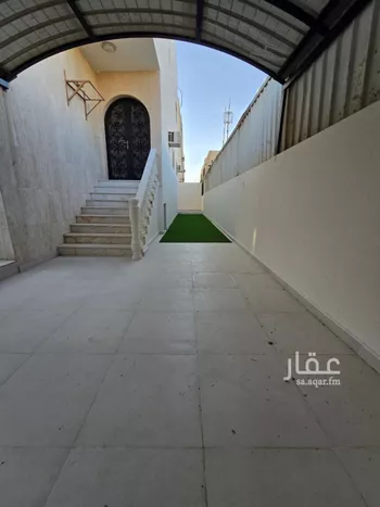 فيلا للإيجار في شارع ابن عدي, حي الربوة, مدينة الرياض, منطقة الرياض صورة 4