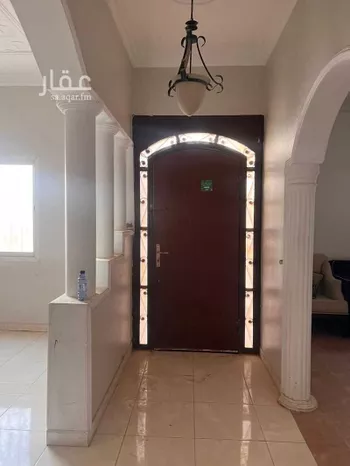 فيلا للإيجار في شارع كنانة, حي العزيزية, مدينة الرياض, منطقة الرياض صورة 5