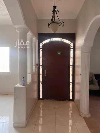 فيلا للبيع في شارع كنانة, حي العزيزية, مدينة الرياض, منطقة الرياض صورة 4