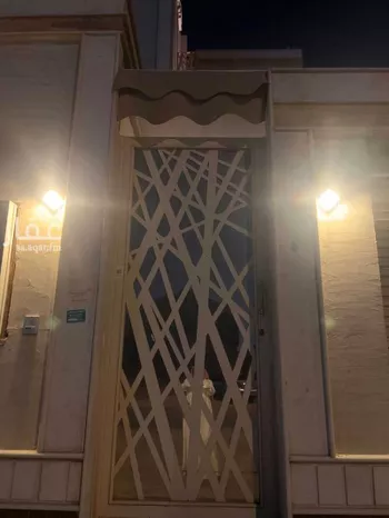 فيلا للبيع في شارع الأسنة, حي الدار البيضاء, مدينة الرياض, منطقة الرياض صورة 2