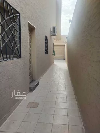 فيلا للإيجار في شارع ارطاوي الرقاص, حي العزيزية, مدينة الرياض, منطقة الرياض صورة 4
