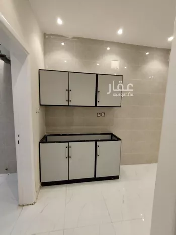 شقة للإيجار في شارع نخال, حي إشبيلية, مدينة الرياض, منطقة الرياض صورة 3