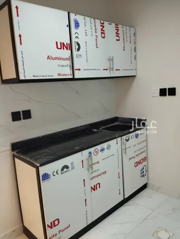 شقة للإيجار في شارع الشيخ عبدالله العنقري, حي الورود, مدينة الرياض, منطقة الرياض صورة 2