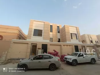 فيلا للبيع في شارع الشعراء, حي سلطانة, مدينة الرياض, منطقة الرياض صورة 2